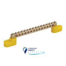 Шина PE «Земля» на двух угловых изоляторах ШНИ-8х12-18-У2-Ж IEK