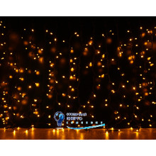 Уличная светодиодная гирлянда «Штора» Lumion Curtain (Куртейн) 912 led наружная цвет желтый
