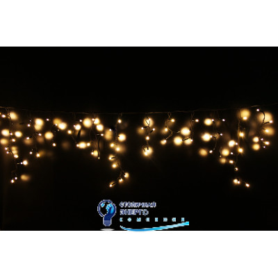 Уличная светодиодная гирлянда «Бахрома» Lumion Icicle Light (Айсикл лайт) 120 led наружная цвет белый теплый