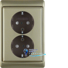 Розетка двойная с з/к, защ.контактов, бронзовый лак, 16А/250V ARSYS