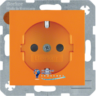 Розетка із з/к, зах.контактів, помаранчева, 16А/250V S.1